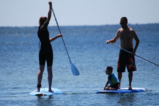  Paddle surfing on the Arcachon basin 